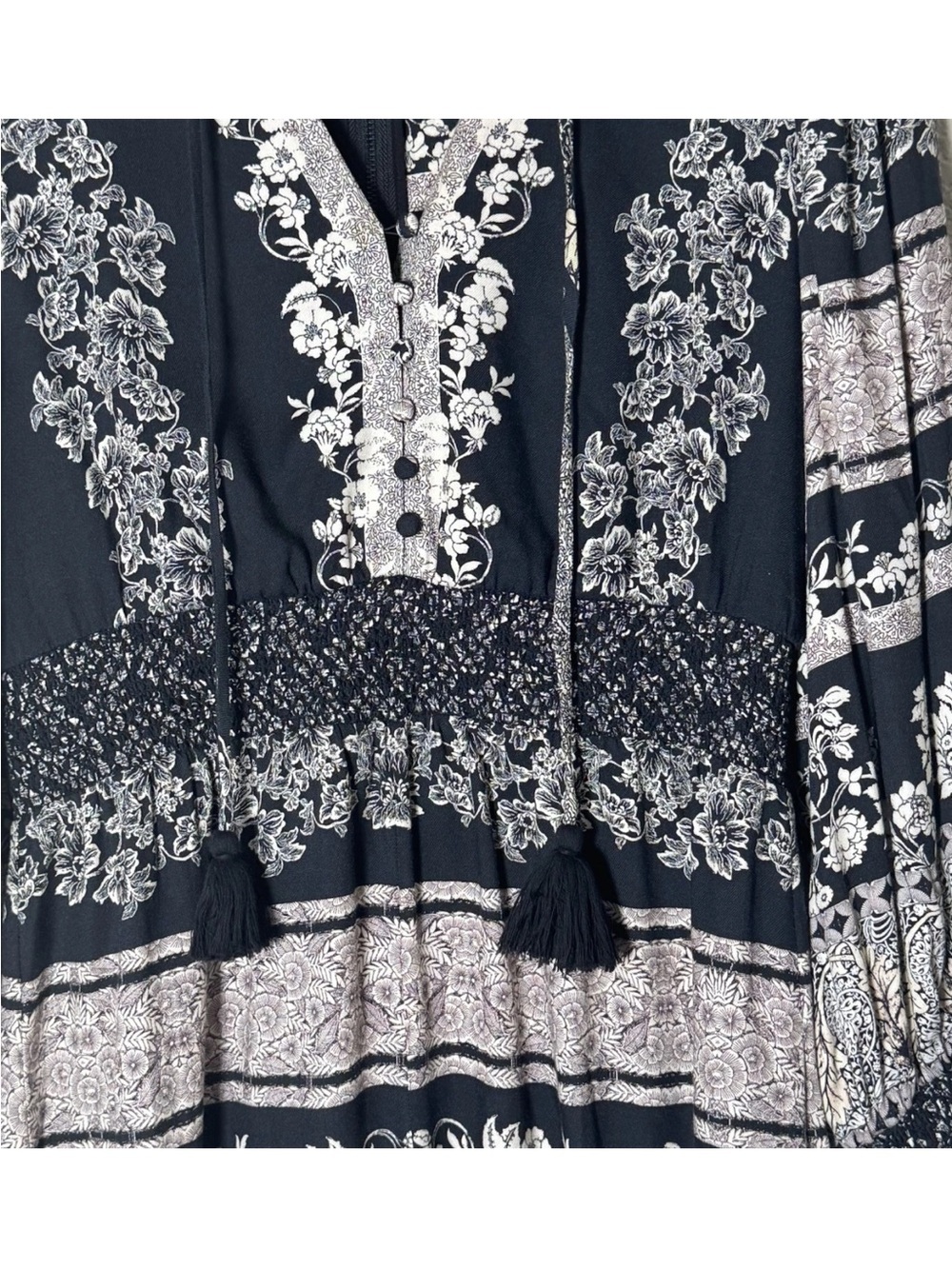 Alice + Olivia Senna Floral Romper Playsuit Shorts 4 Black Cream Tassels Fall - Picture 4 of 9